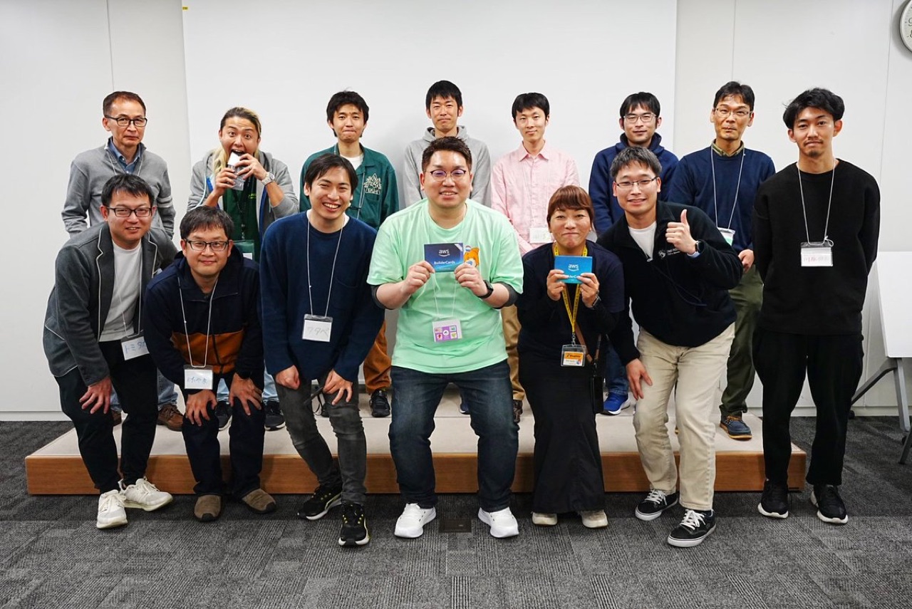 AWS BuilderCards体験会の集合写真